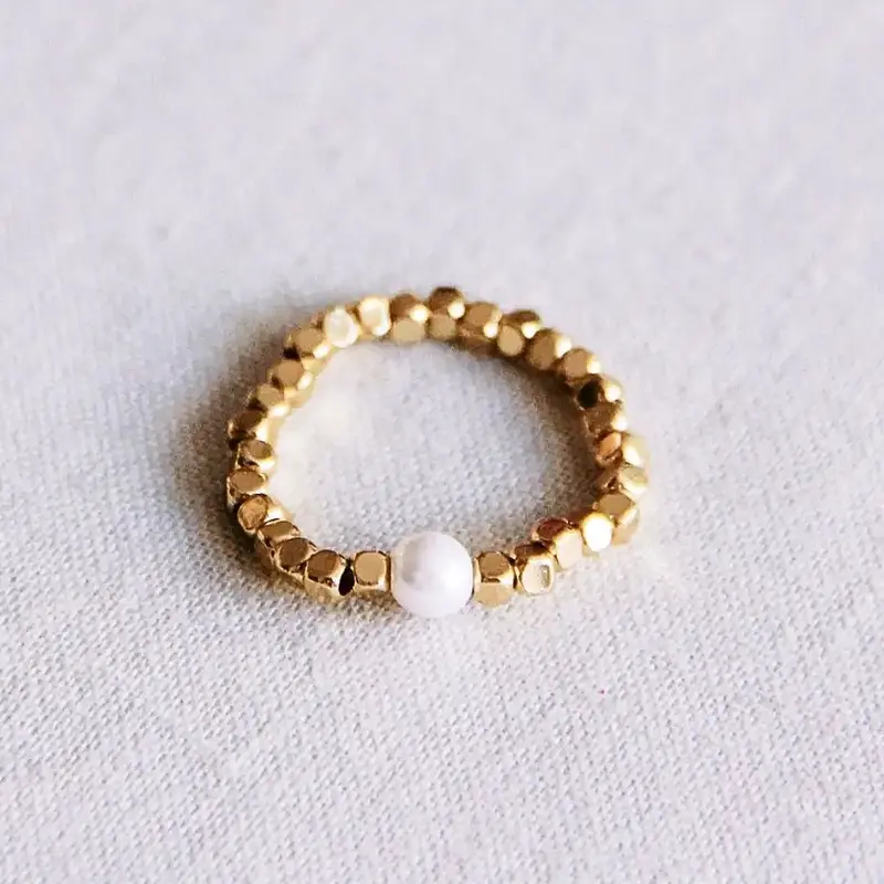 Elastischer Damen Ring mit Naturstein Perle